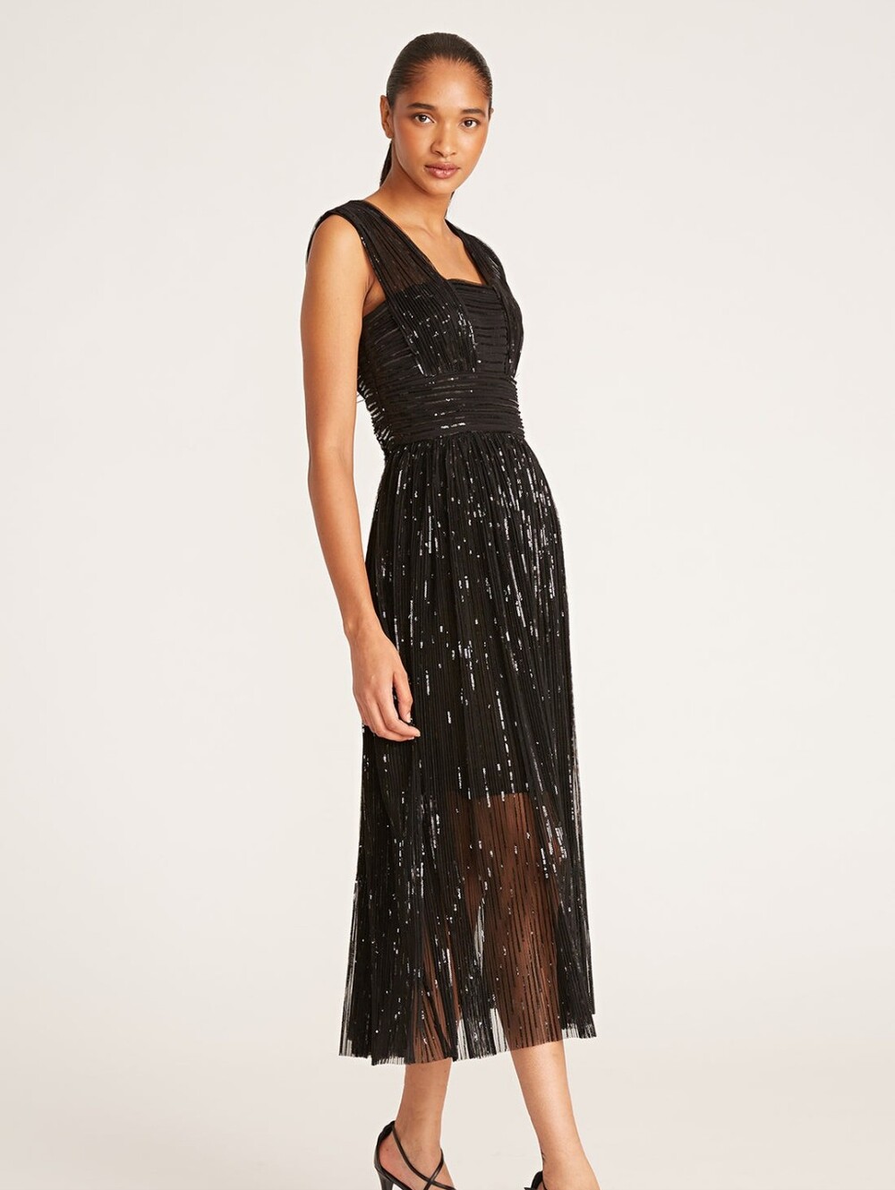 Halston Elegant Black Evening Dress - Picture 2 of 15